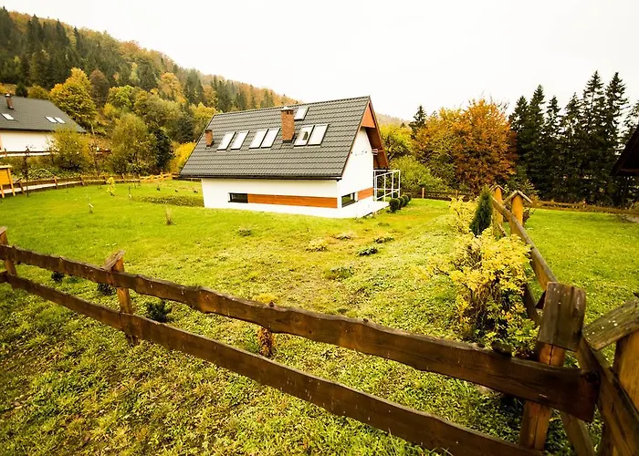 Happy House Bio - Miodula, Apsinthion فيسلا